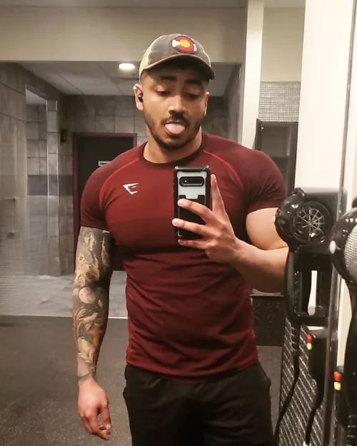 juggling school, work, gayming, and gym stuff. This semester ain't so bad