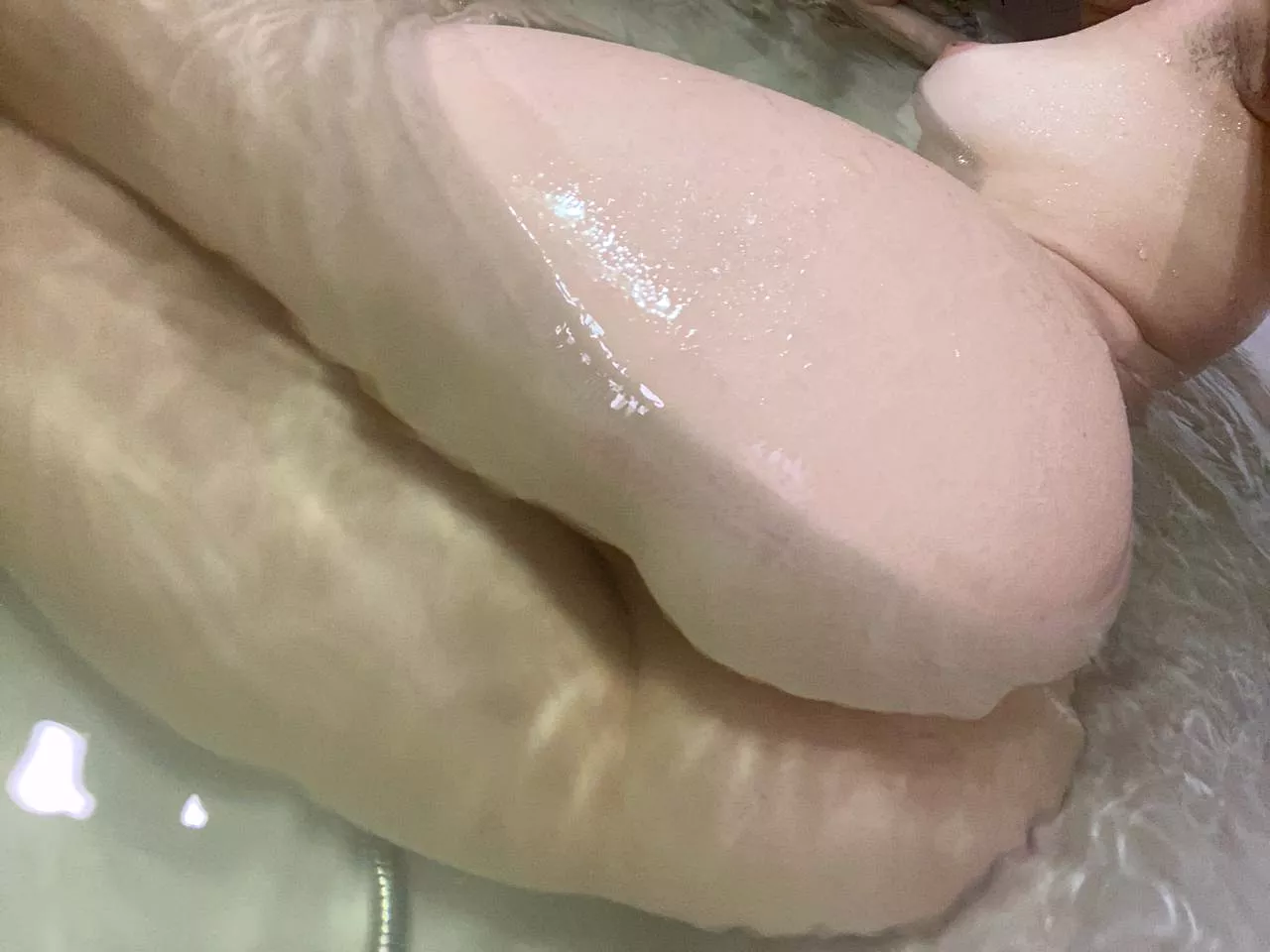 Kinda nervous to post this… Do you like what you see ?