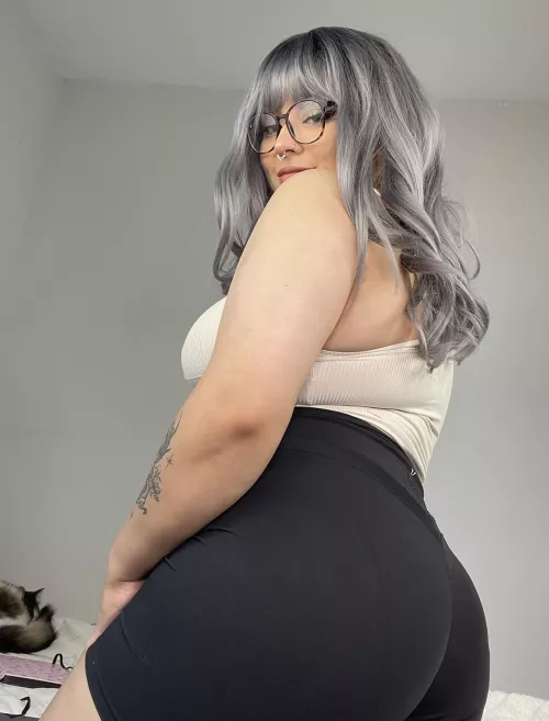 Miya Akuma (@miyaakuma) [instagram]