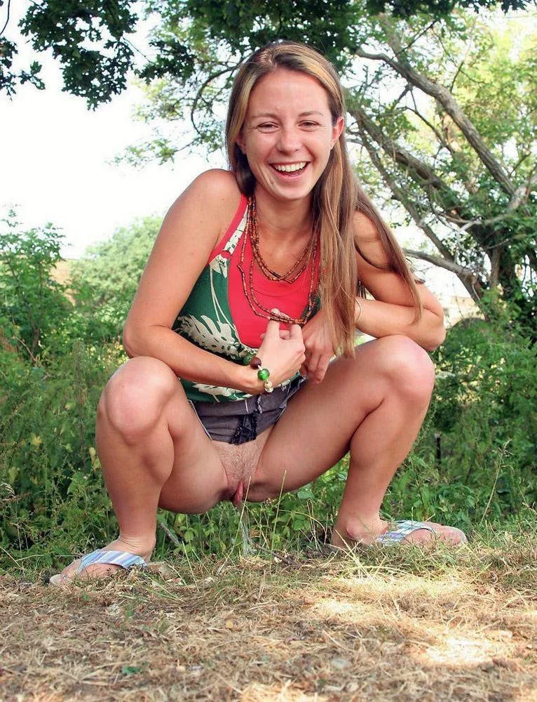 Pee in Nature 😍🔥