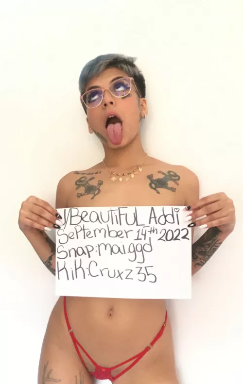 S ELLING NIGHT AVAILABLE Sext/Cam2cam/Custom Ask for prices sna.p mai.ggd ki.k: cruxz35(LiveVerification)