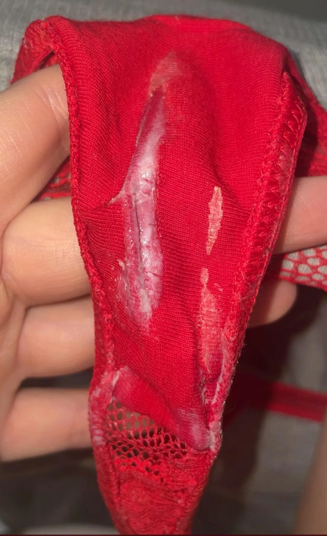 yummy wet spot....smells AMAZING 🤤💦