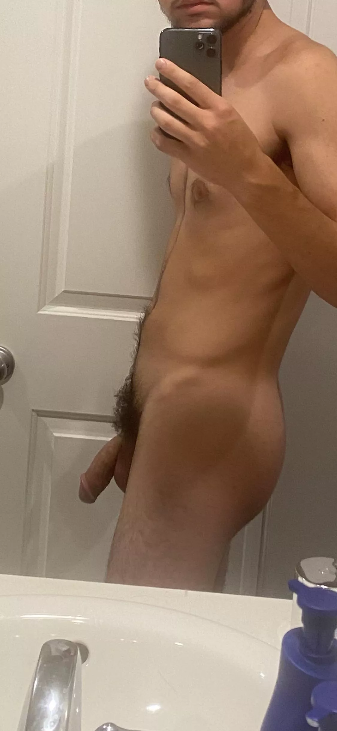 Be honest Would you watch me take a piss if we were in public ?