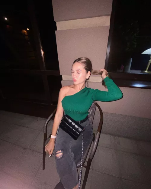 Did I look cute last night on my 18th birthday? Would any of you ladies have approached me?