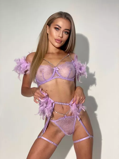 Don't you think my eyes are like a cat's, ready to attack you at any second?