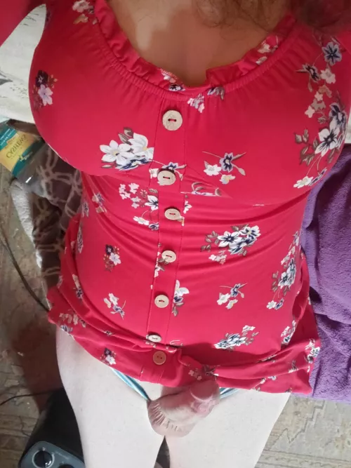 Getting big tits makes me feel like such a slut 😊