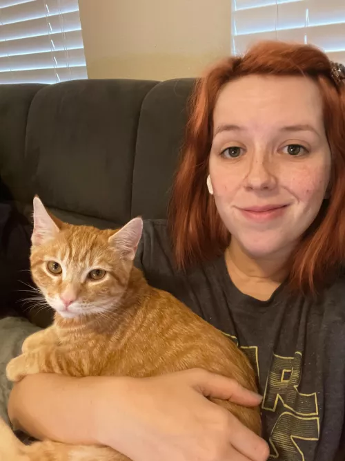 Hope that freckles are welcome here 💕 PS - Gizmo says hi!