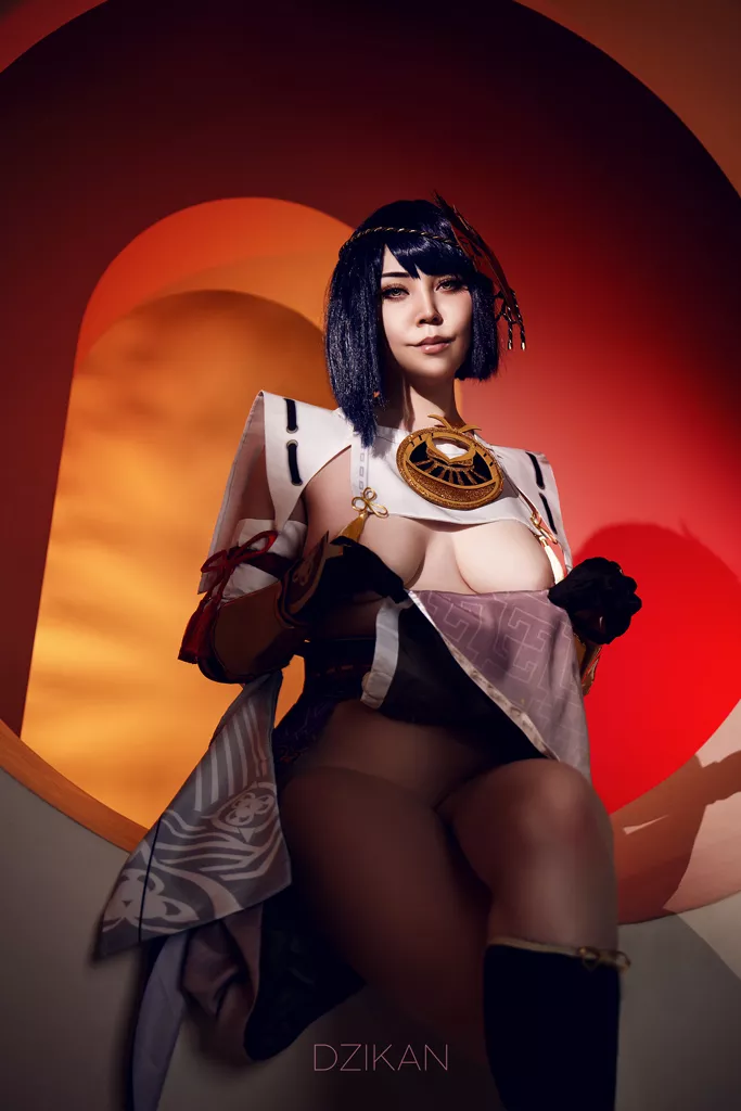 Kujou Sara cosplay photoshoot by Dzikan (Genshin Impact)