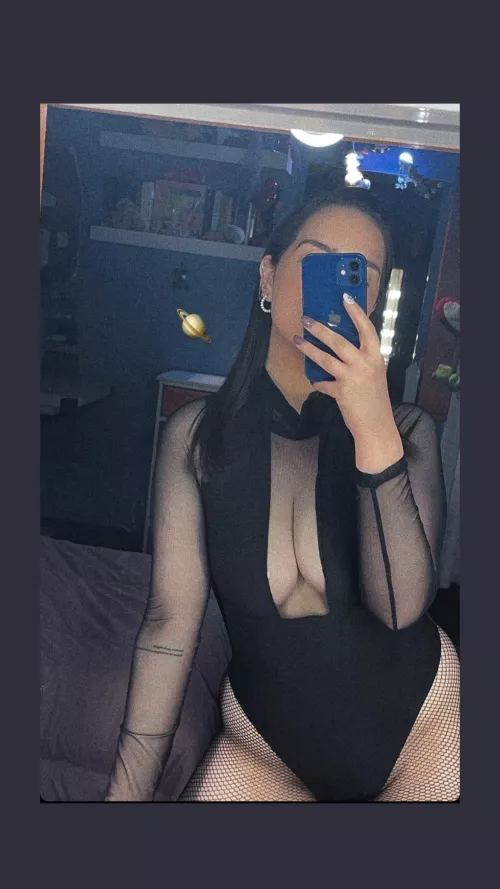 My OF is free 4 3 days, link on comments 🪐