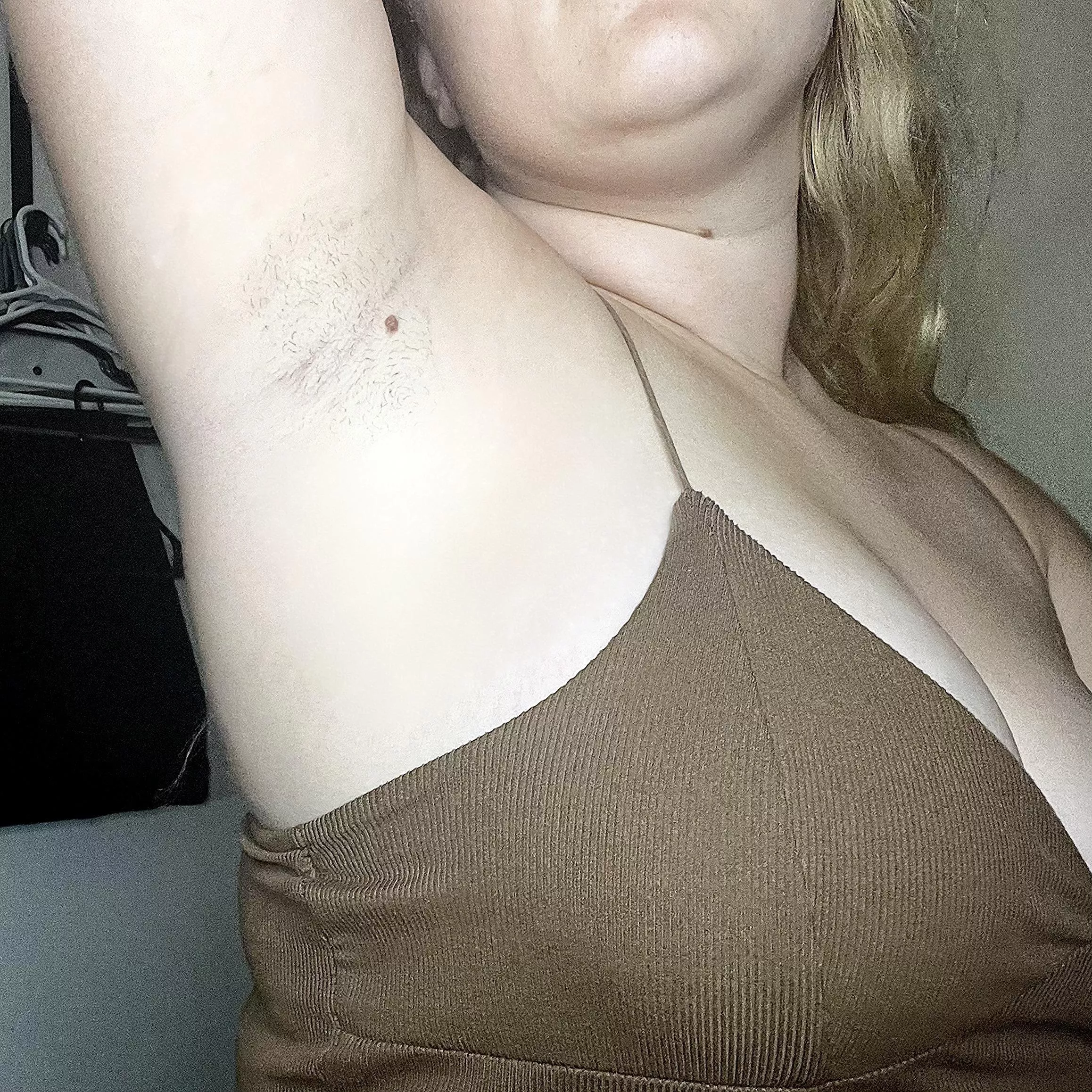 Since y’all love my stubble I think I might let it grow out 🤔