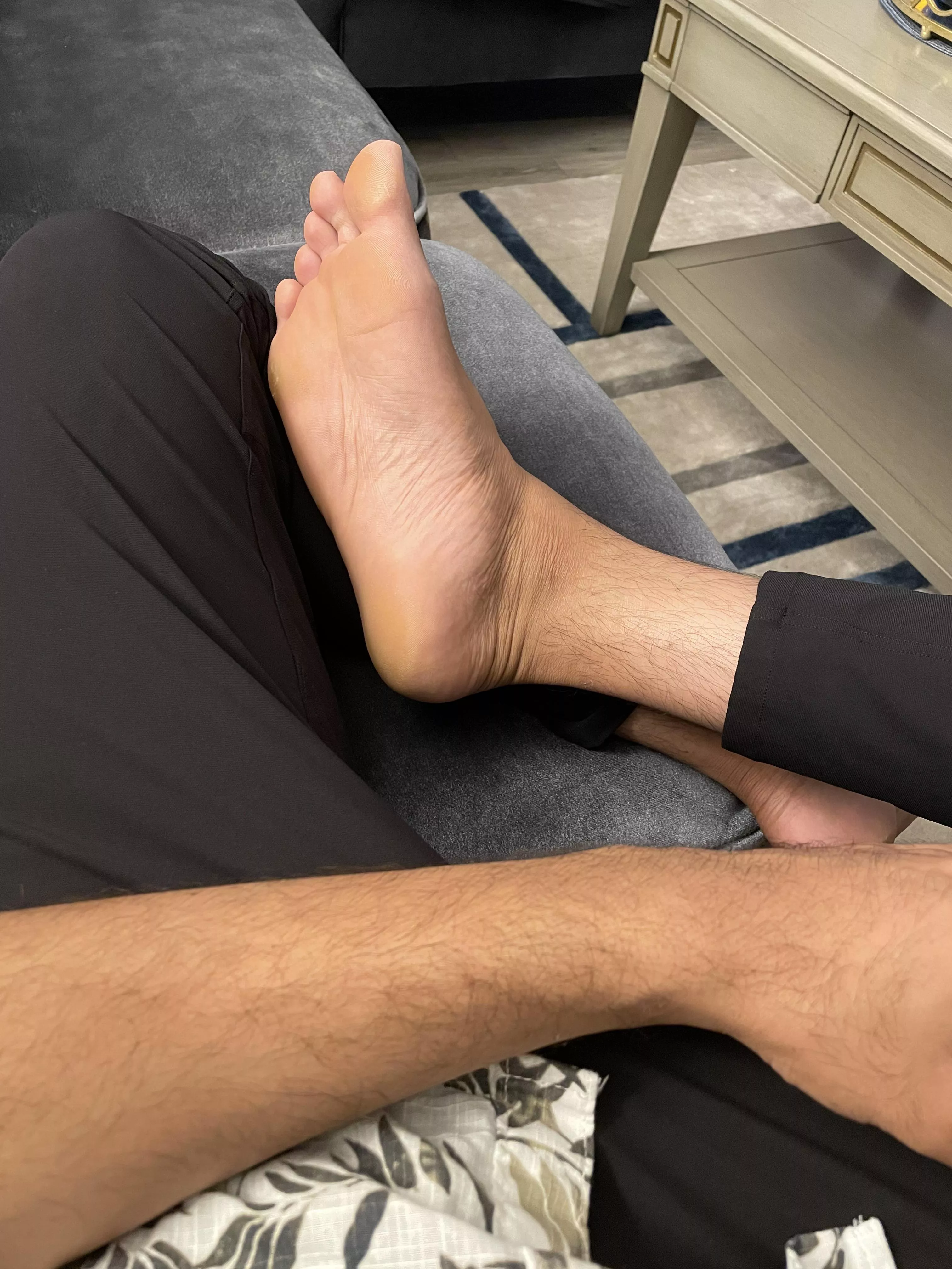 Soles and toes after a long day. So much love from y’all in the DMs today ❤️