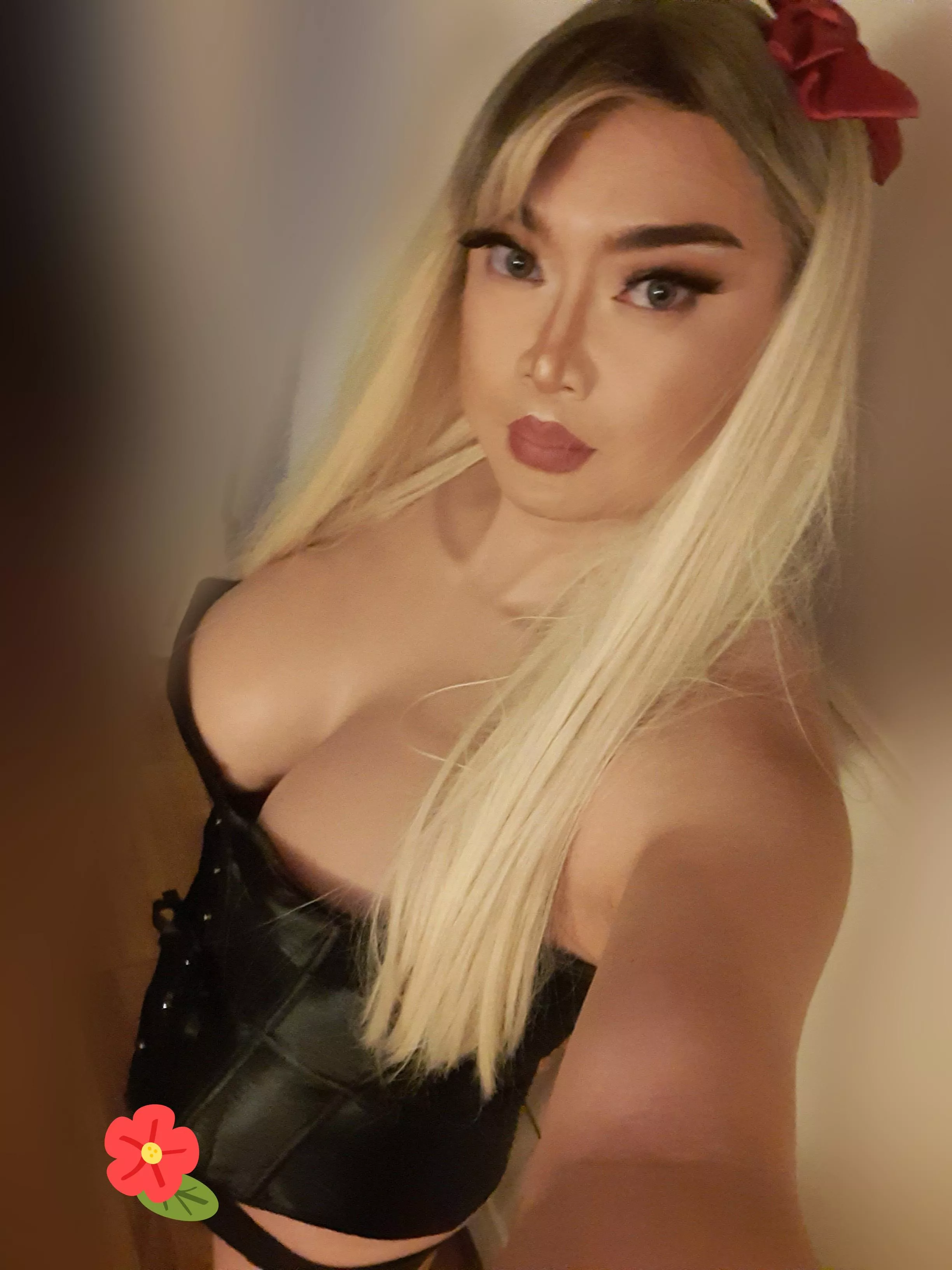 Broken by boys and never looks back 💋👠💃 xo