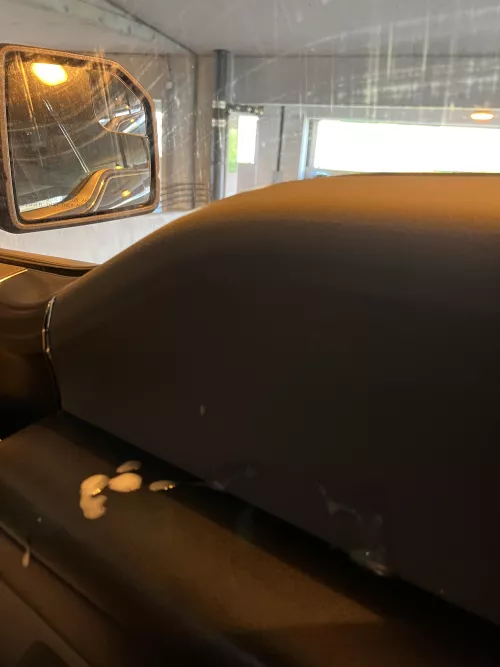 Cumming on the truck door