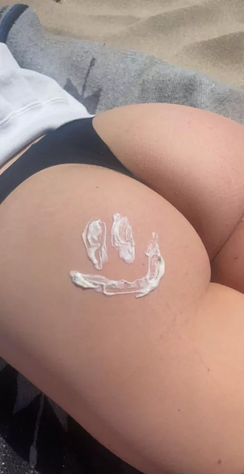 [f] i’m all smiles :)