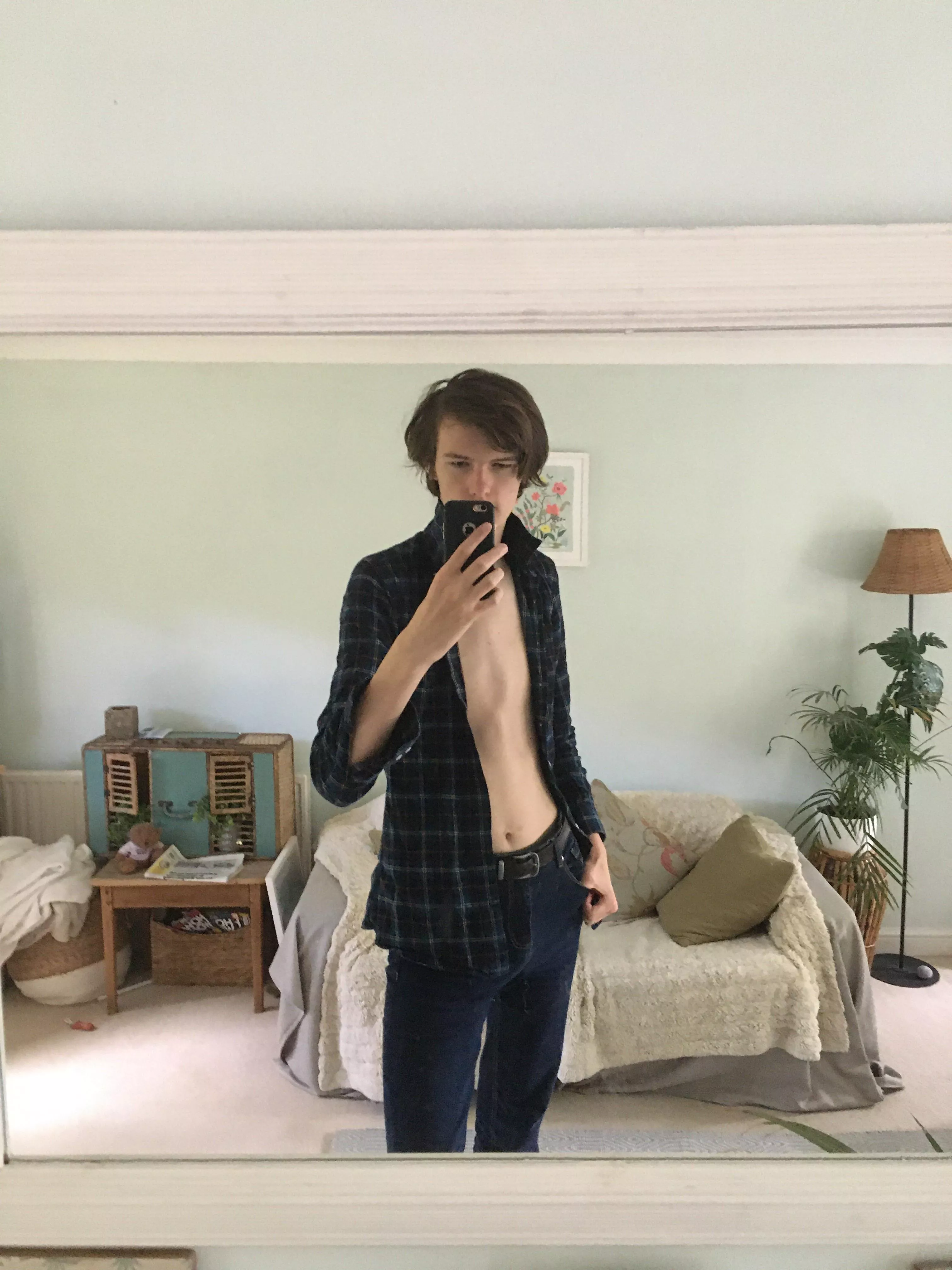 I’m looking for a master or masters to cum own me and give me their old hoods for me to use (doesn’t have to be clean 😏) I hope my dms are flooded by the time I get back Arf!