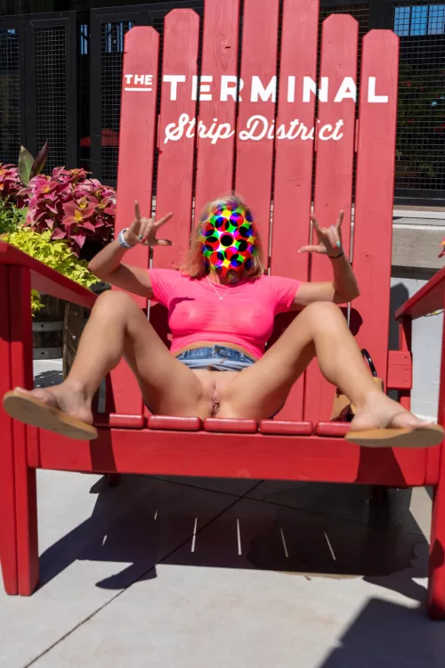 Spread wide in public