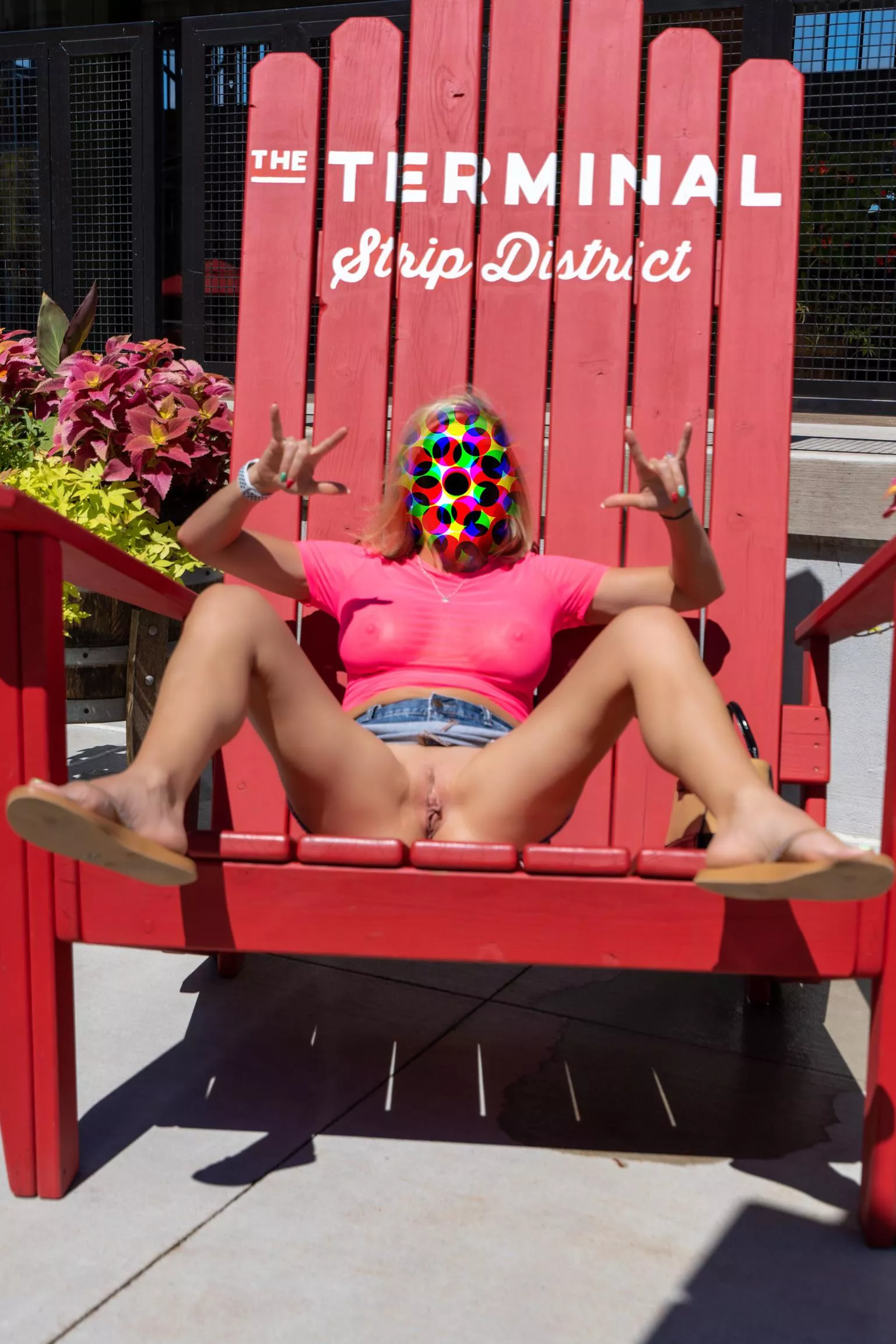 Spread wide in public