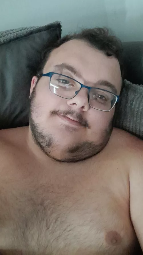 21 m gay chub. I wish I had a special someone to game with