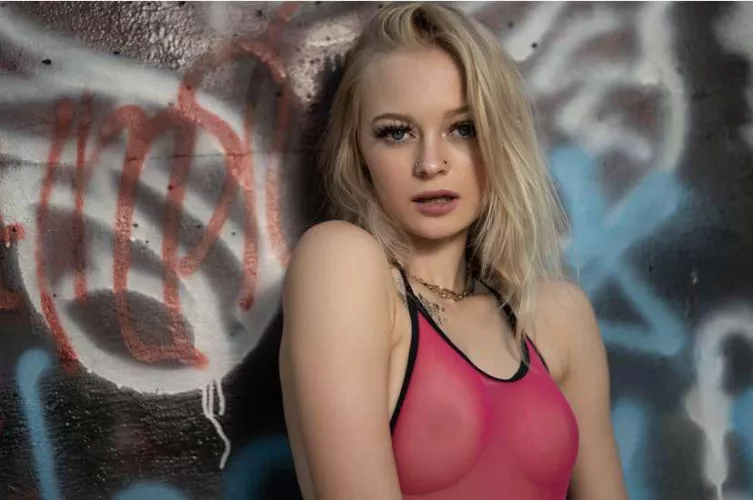 50% my main OF, two spots left🌟 Free OF in the comments too😉