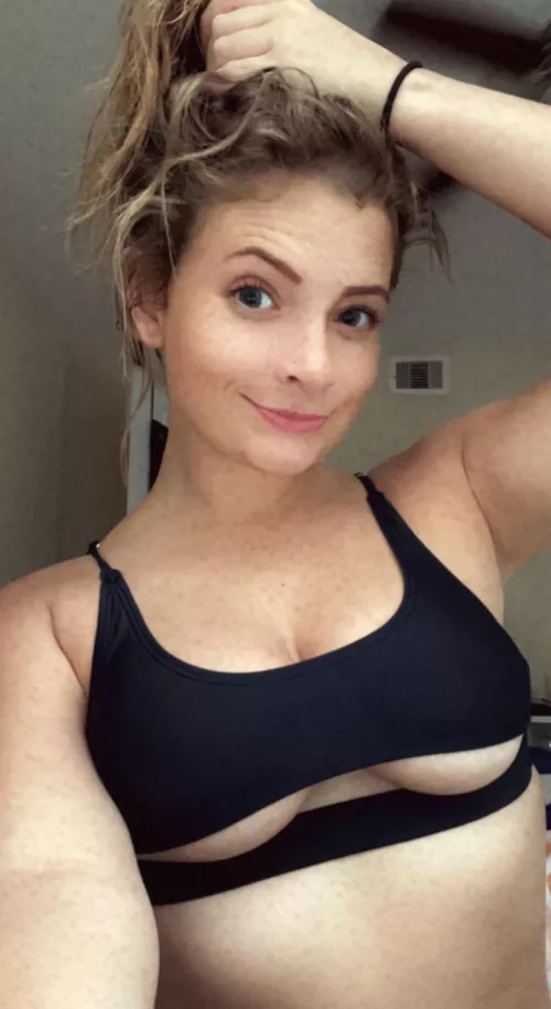 Don’t let my innocent face fool you, I’m dying to be titty fucked