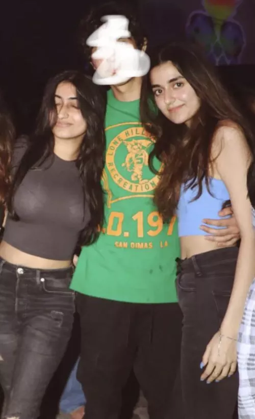 I hope you all like my girlfriend in black!