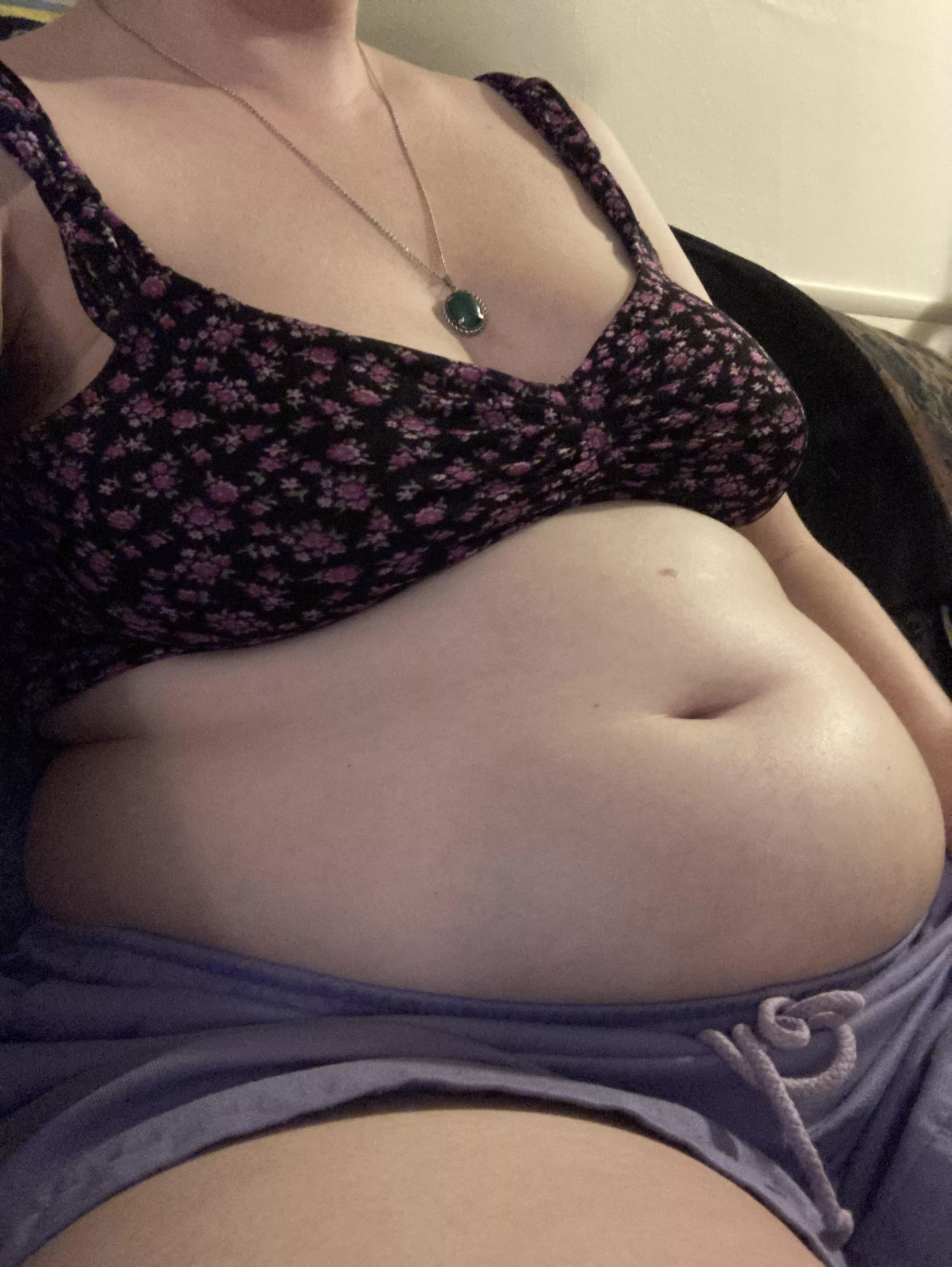 my record is 3 whoppers in one sitting.. who wants to push me to take more?😋😋