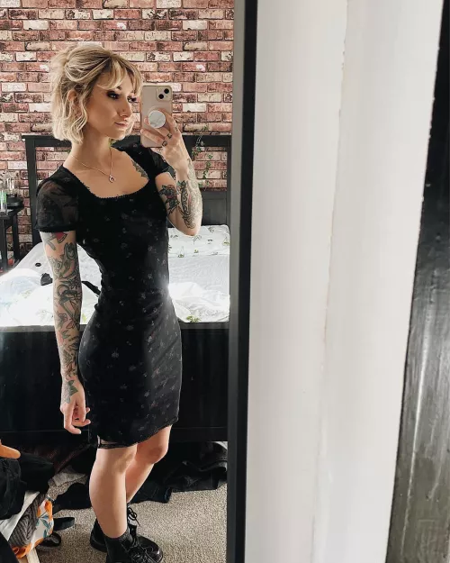 not nude, hope that’s ok…but I went out last night and felt cute 😘