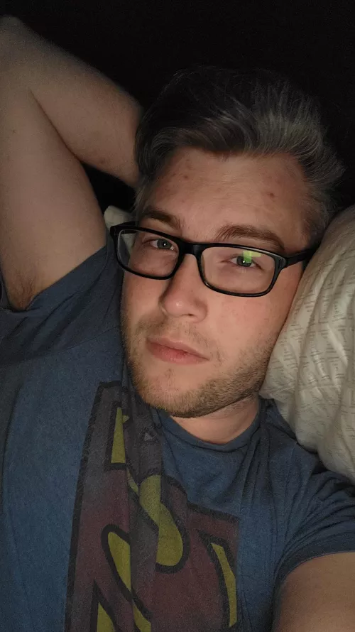 Rainy Sundays are best spent in bed. Wanna join?