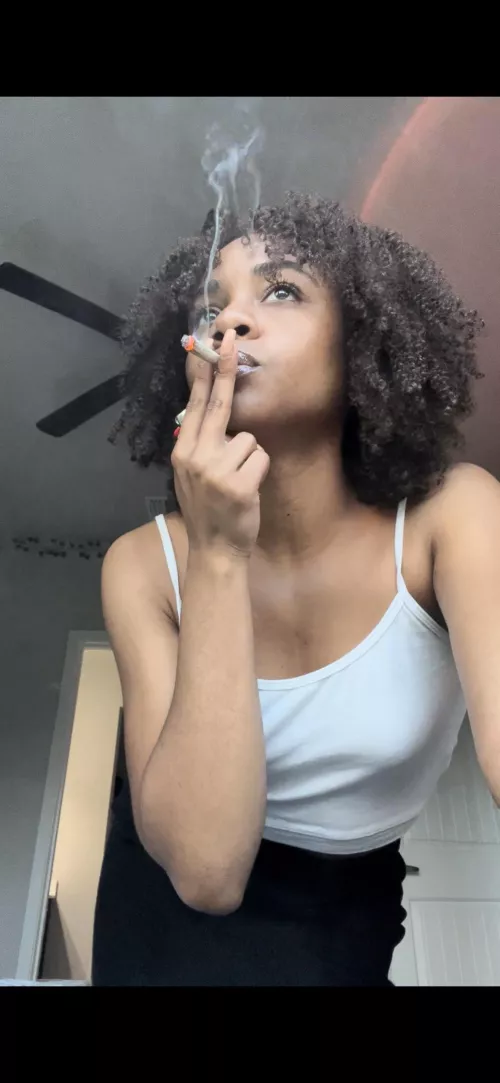 Sexy Stoner 🍃💦