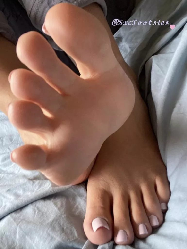 Soles or Toes? What’s your favorite😋