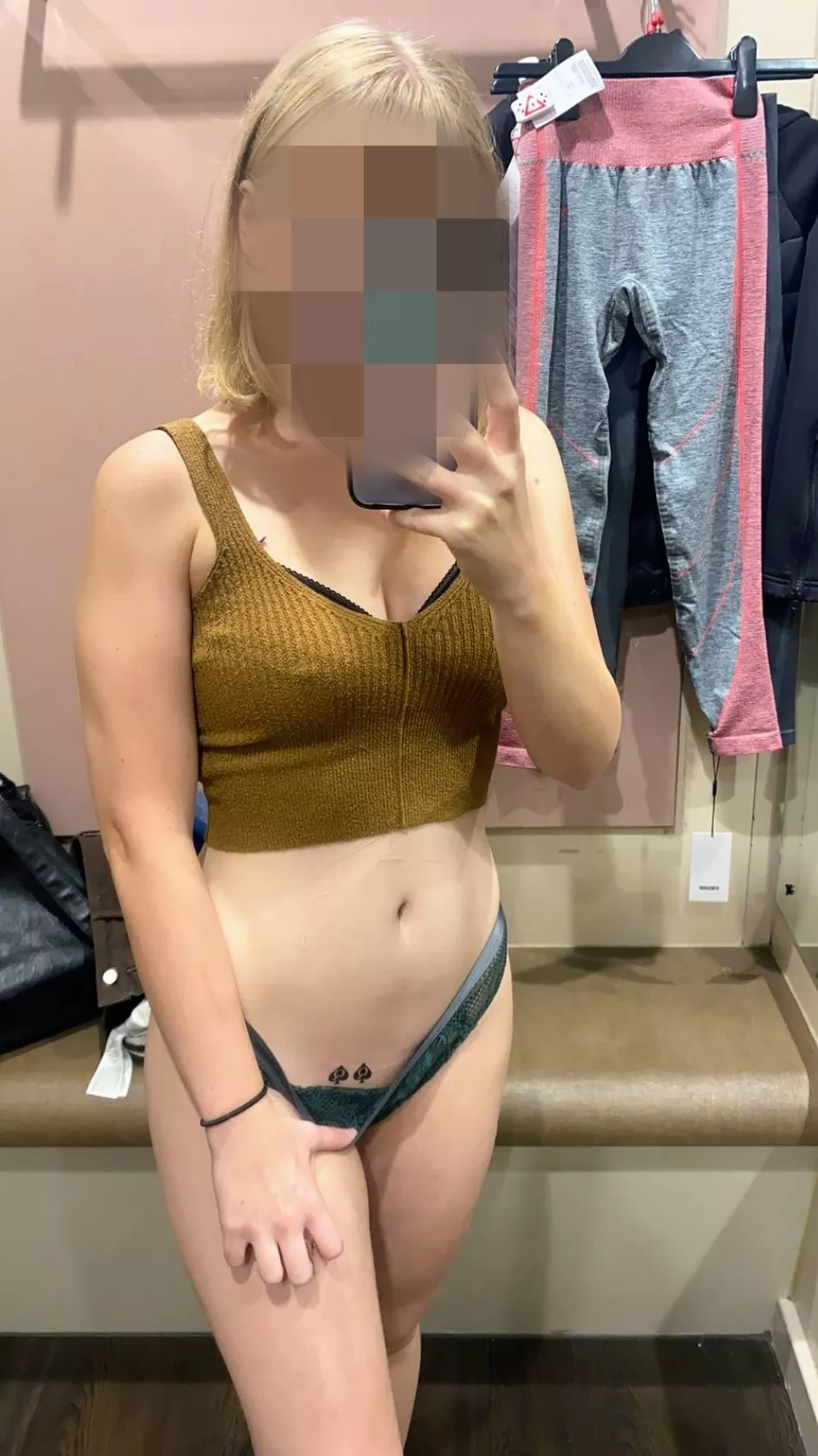 Spade for each black guy I fucked at a sex club the other night. My record is 4 in one night though. So many of the white girls there were getting with black guys.