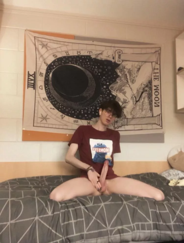 Starting to think I’m an exhibitionist [18]