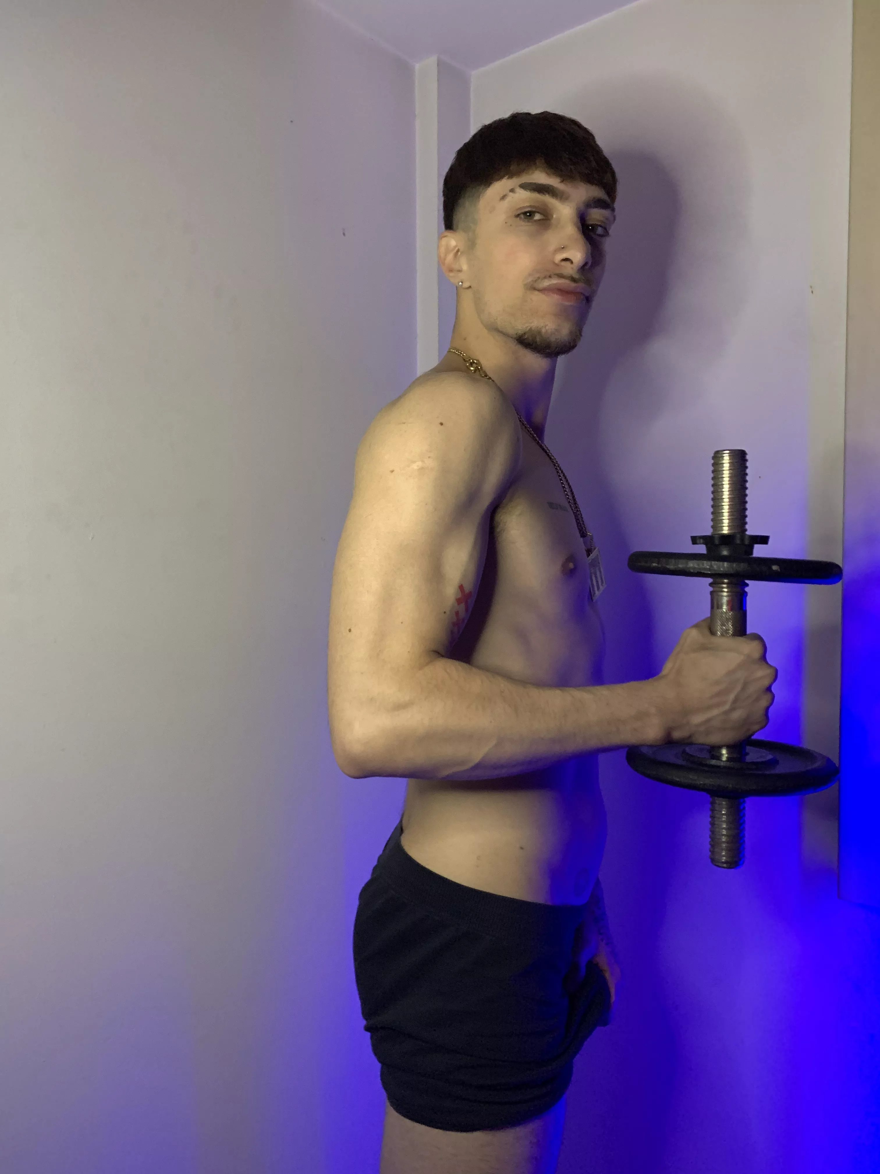 Up arrow if you would come to train with me... (22)