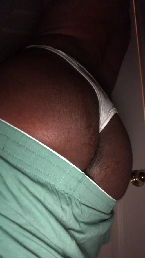 19m black sub hmu
