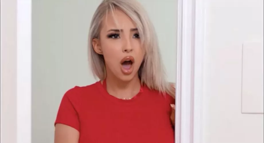 Does anyone knows her name?