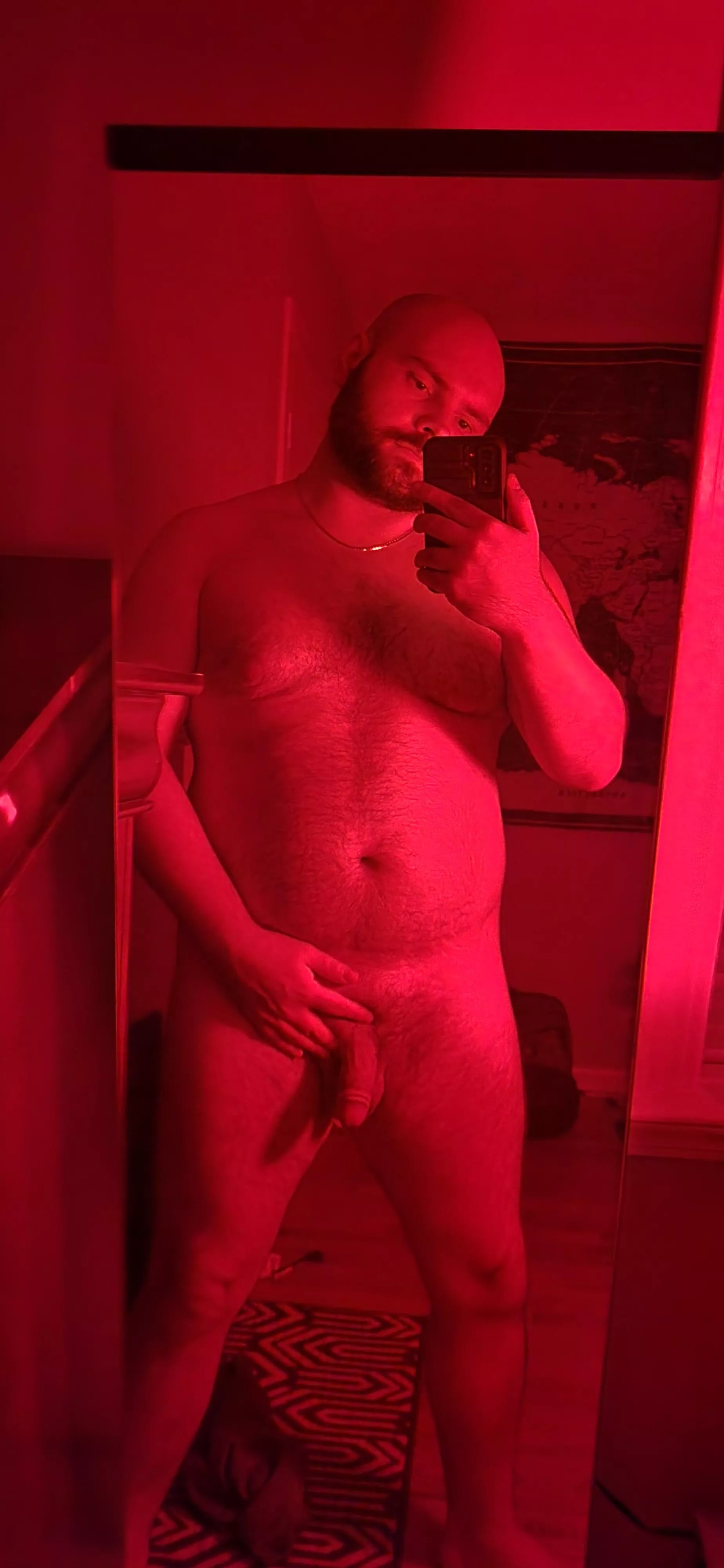 Experimenting with my rooms lighting 🥰