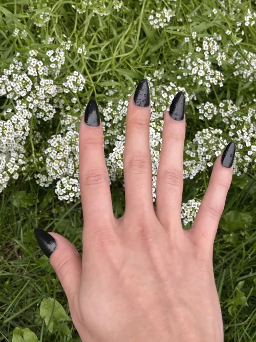 Rainy days ☁️💚