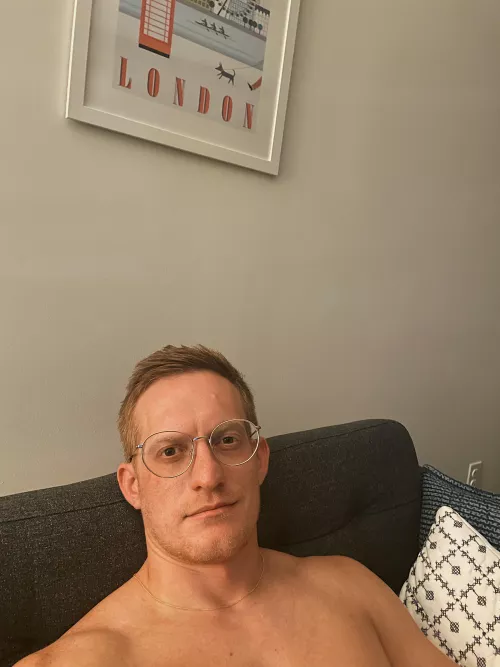 Tired from celebrating this weekend with some great friends. Cheers to 32 🎊