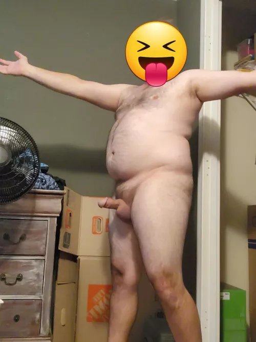 35. bi curious. I play destiny 2, ARK and minecraft.