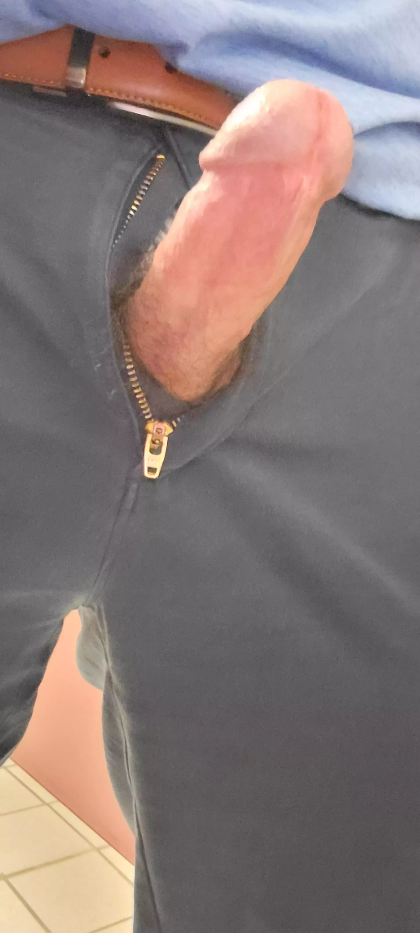 [41]M Could I convince you to meet up with me for a lunch break? [PMs Welcome]