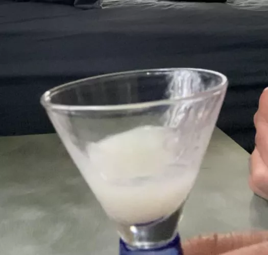 Any girls here thirsty? I’m serving free protein shakes.