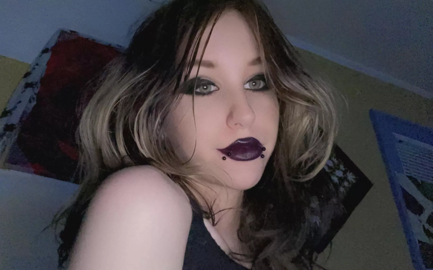 Brought back the purple lipstick you all like so much!