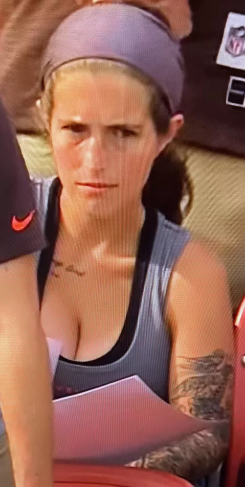 Browns Fan caught by camera - browns vs jets after they blew a 13pt lead.