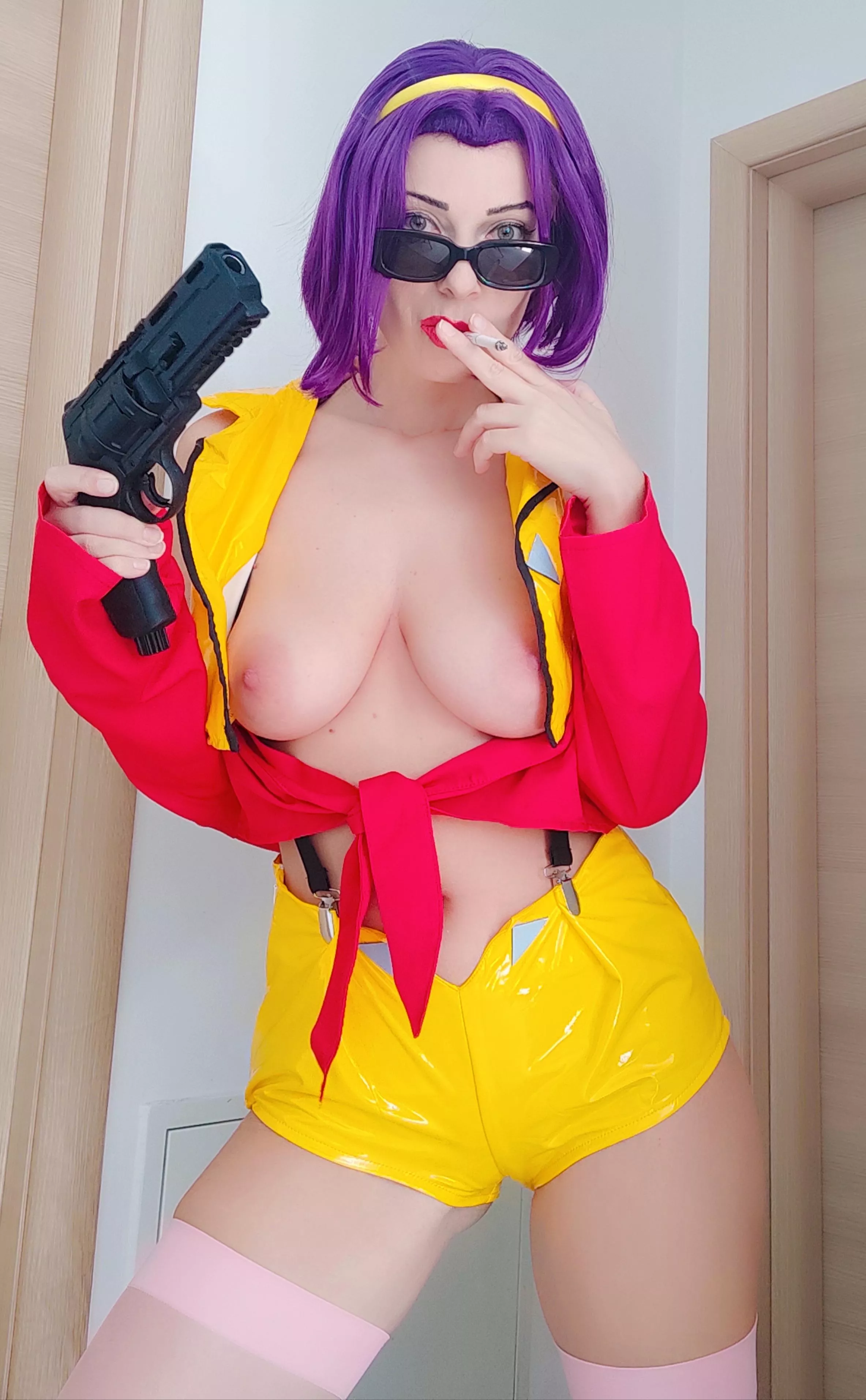 Faye Valentine by Alleyabae