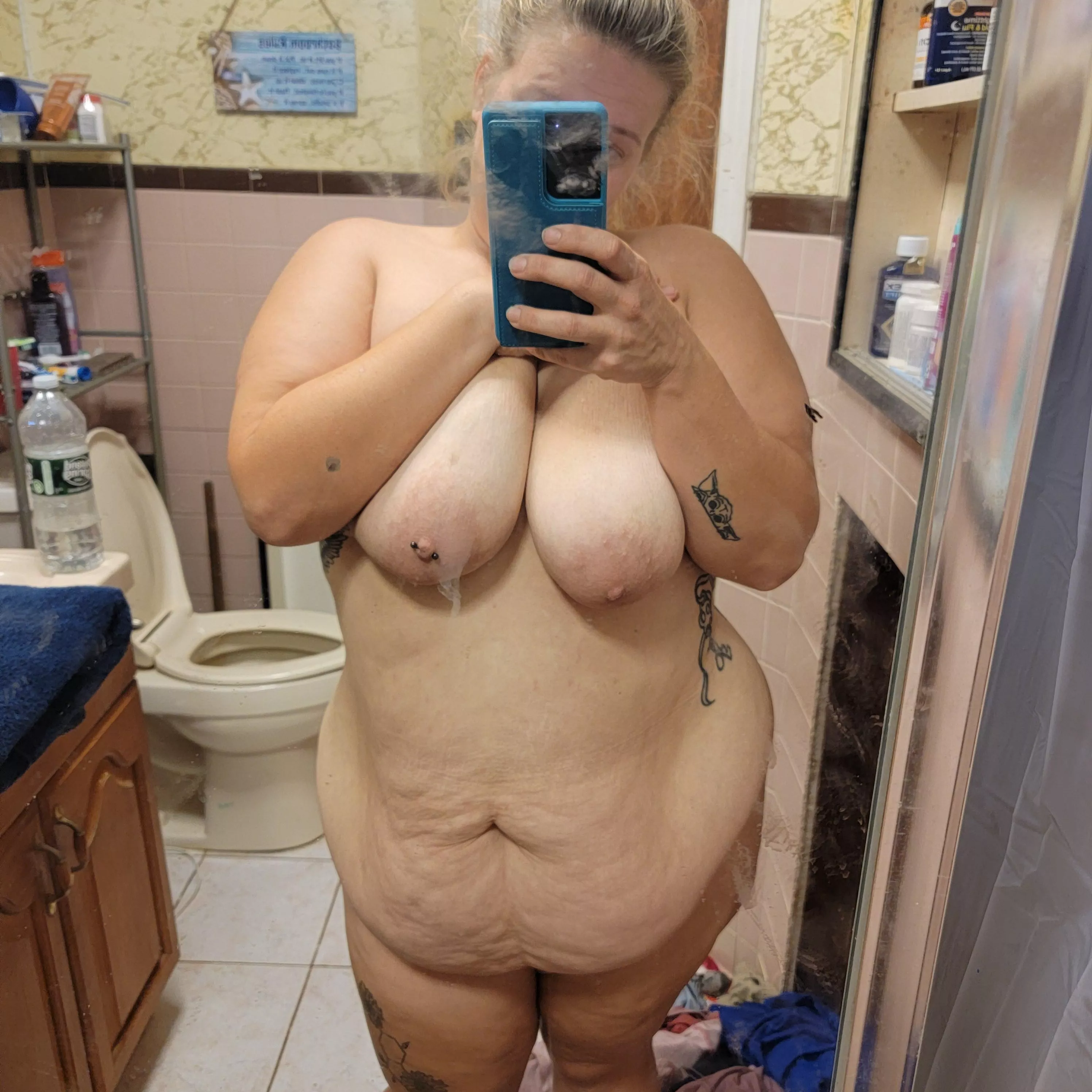 hope everyone's having a good night 🤤🤤