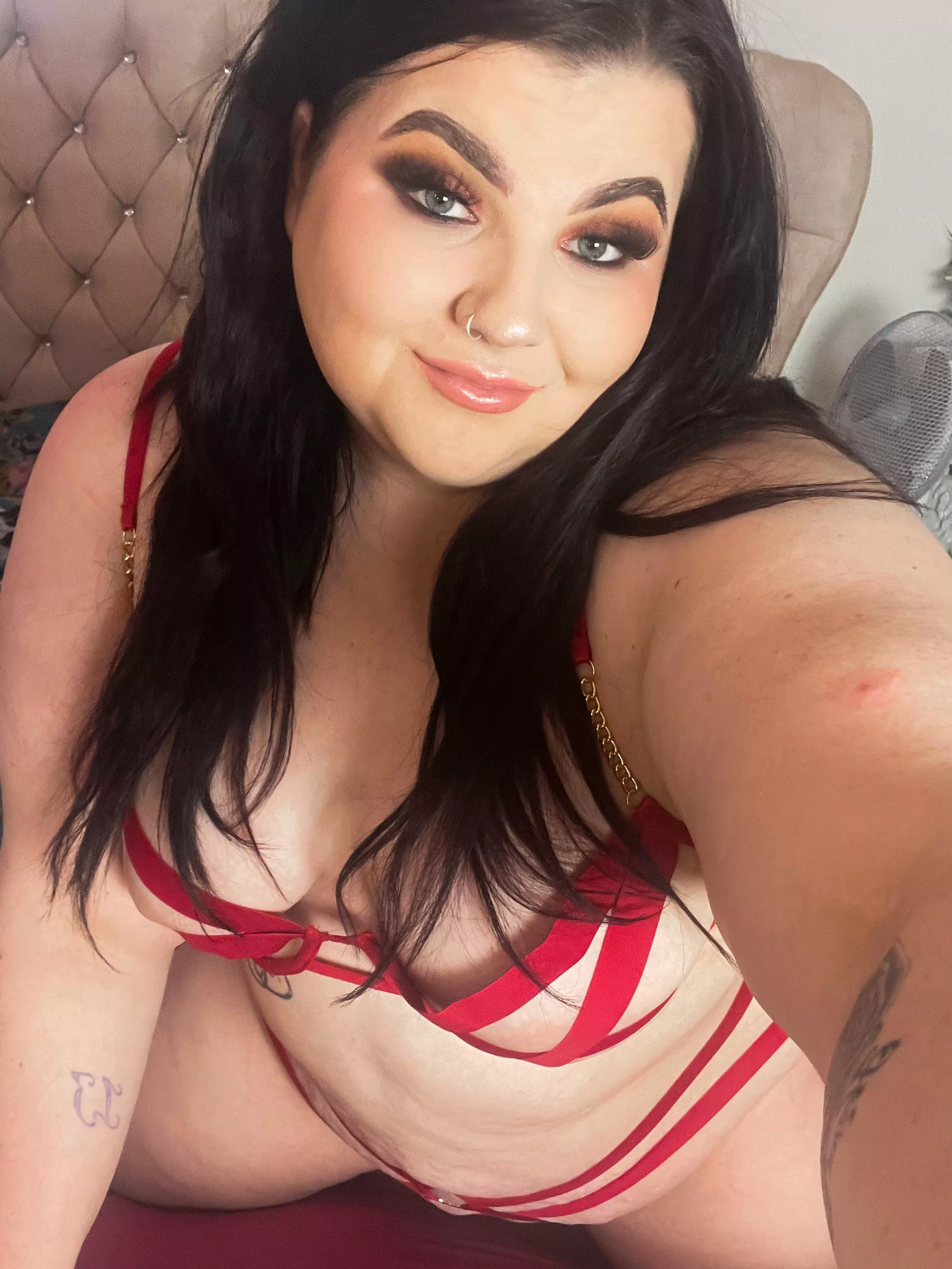 I’m in the mood to be pinned down and pounded. Anyone care to help?