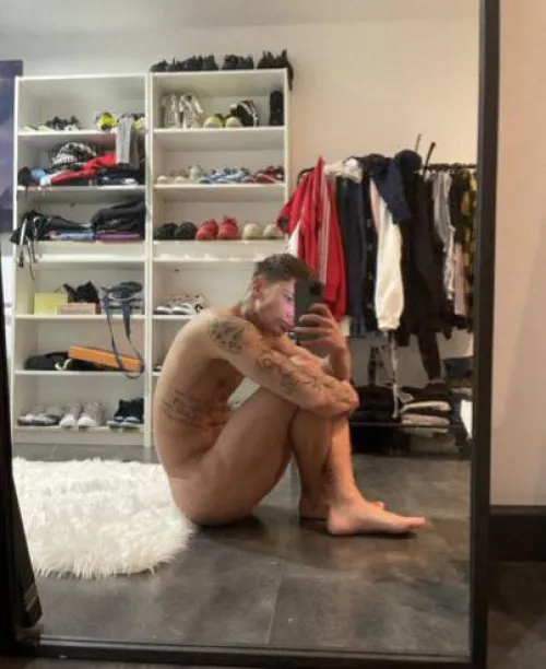 i’m the new thinker 😅