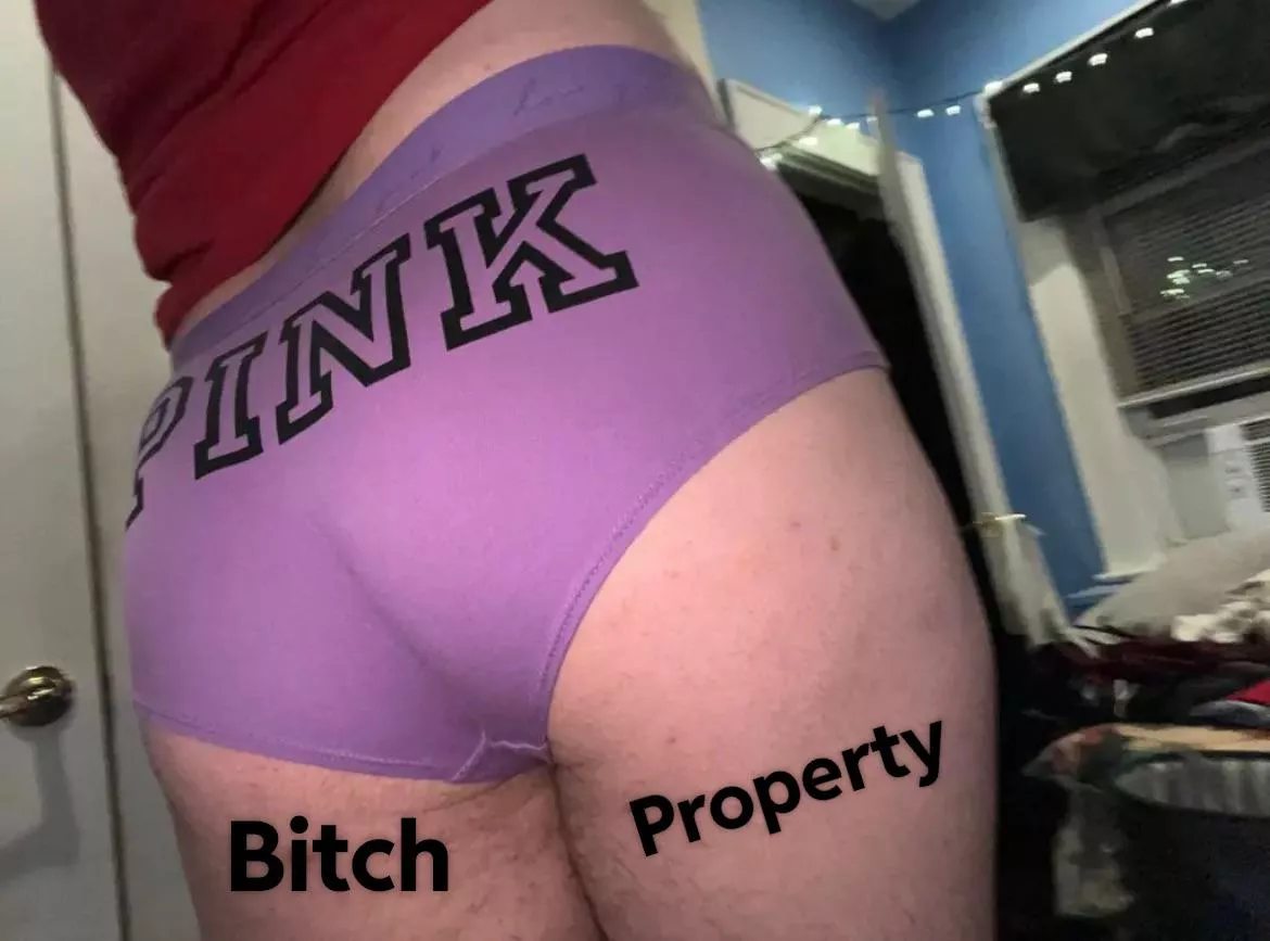 Need a daddy who will humiliate me with some new tattoos