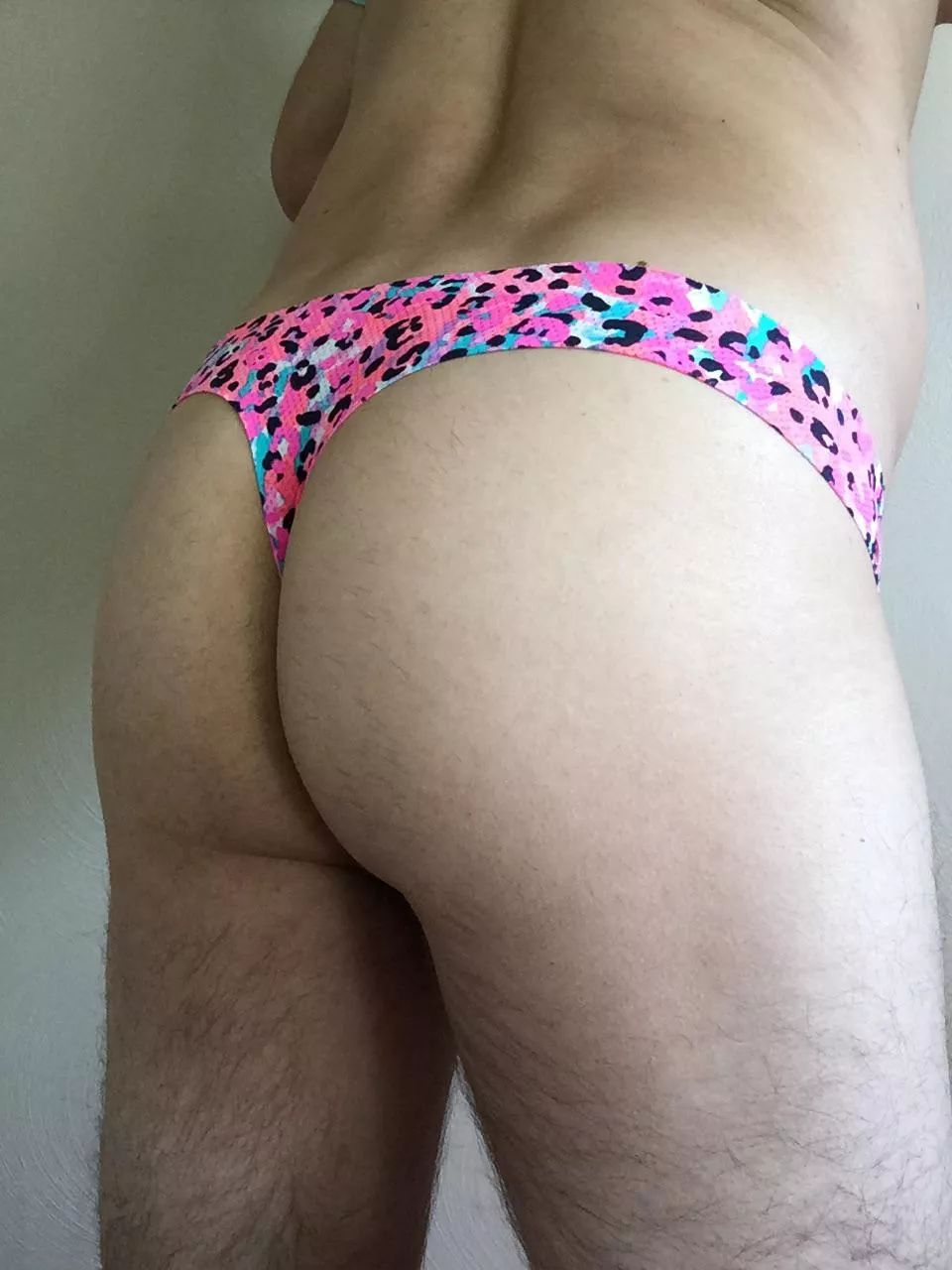 Smack my lil butt☺️