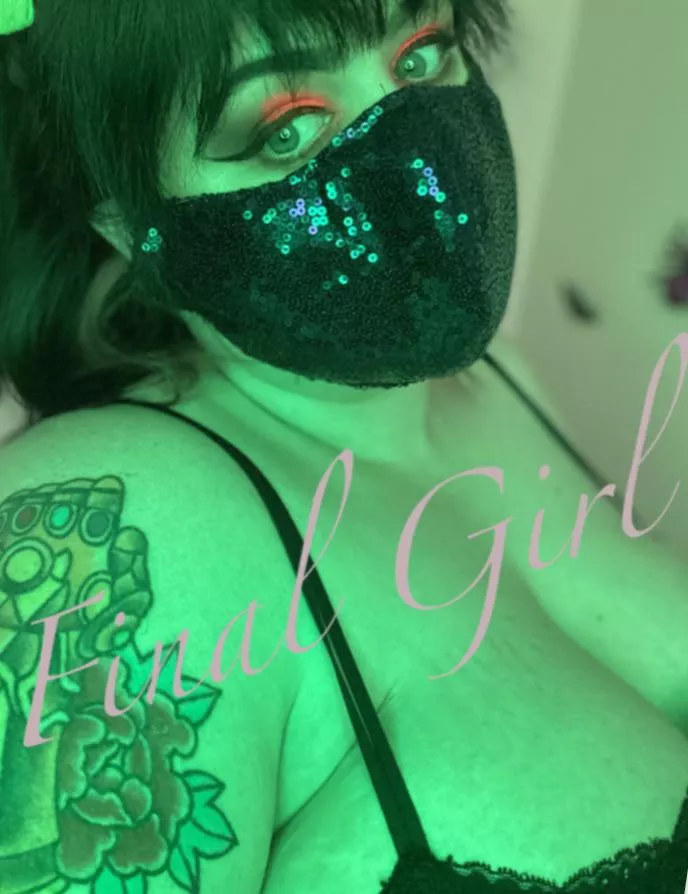 Spooky girl of your dreams 🦇